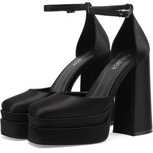 Worn once!  Chunky platform heels